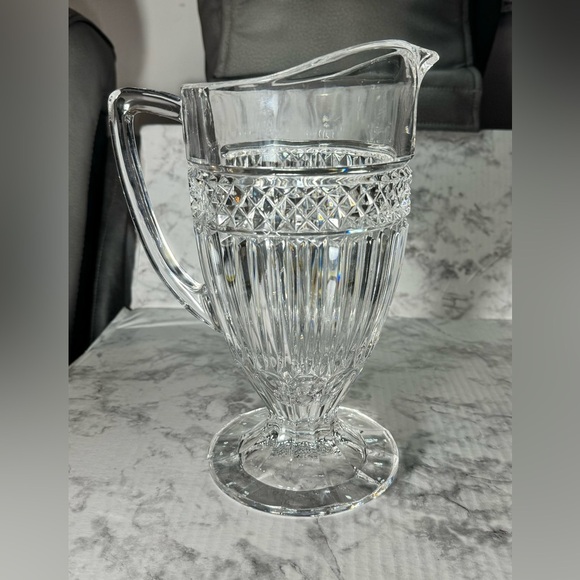 Pitcher - Picture 2 of 6